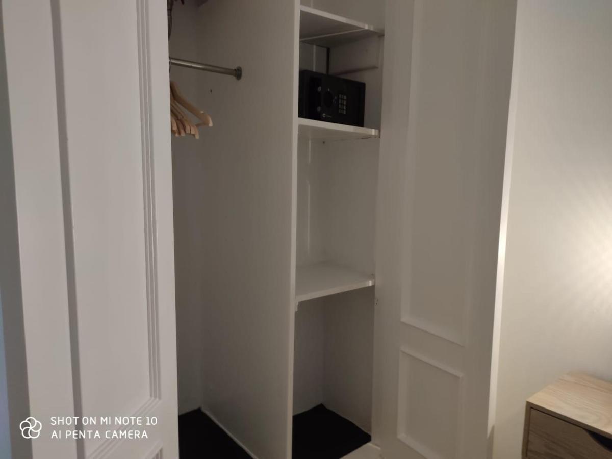 Port House, Paseo Maritimo,A Un Minuto Playa Lägenhet Fuengirola Exteriör bild
