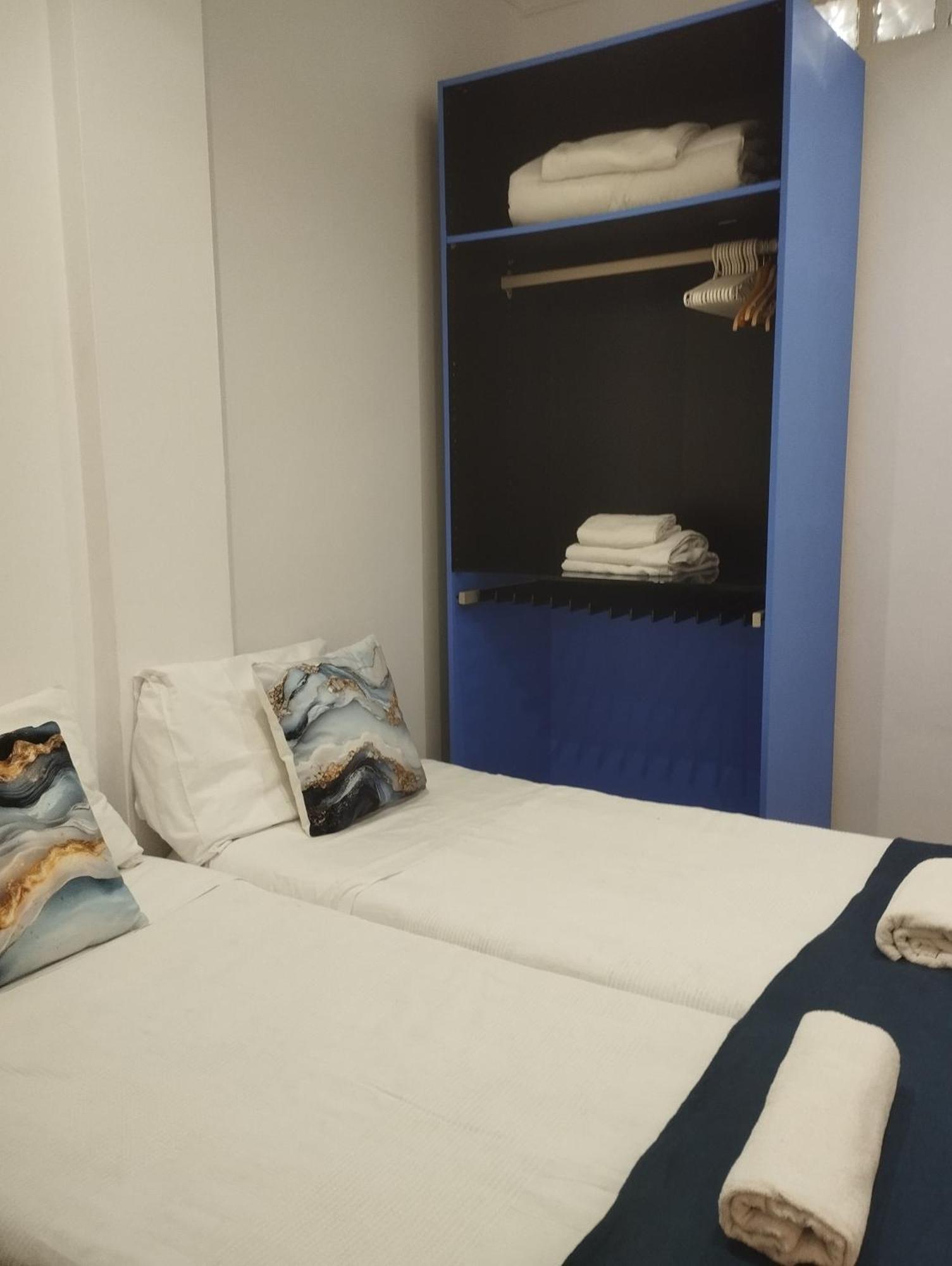 Port House, Paseo Maritimo,A Un Minuto Playa Lägenhet Fuengirola Exteriör bild