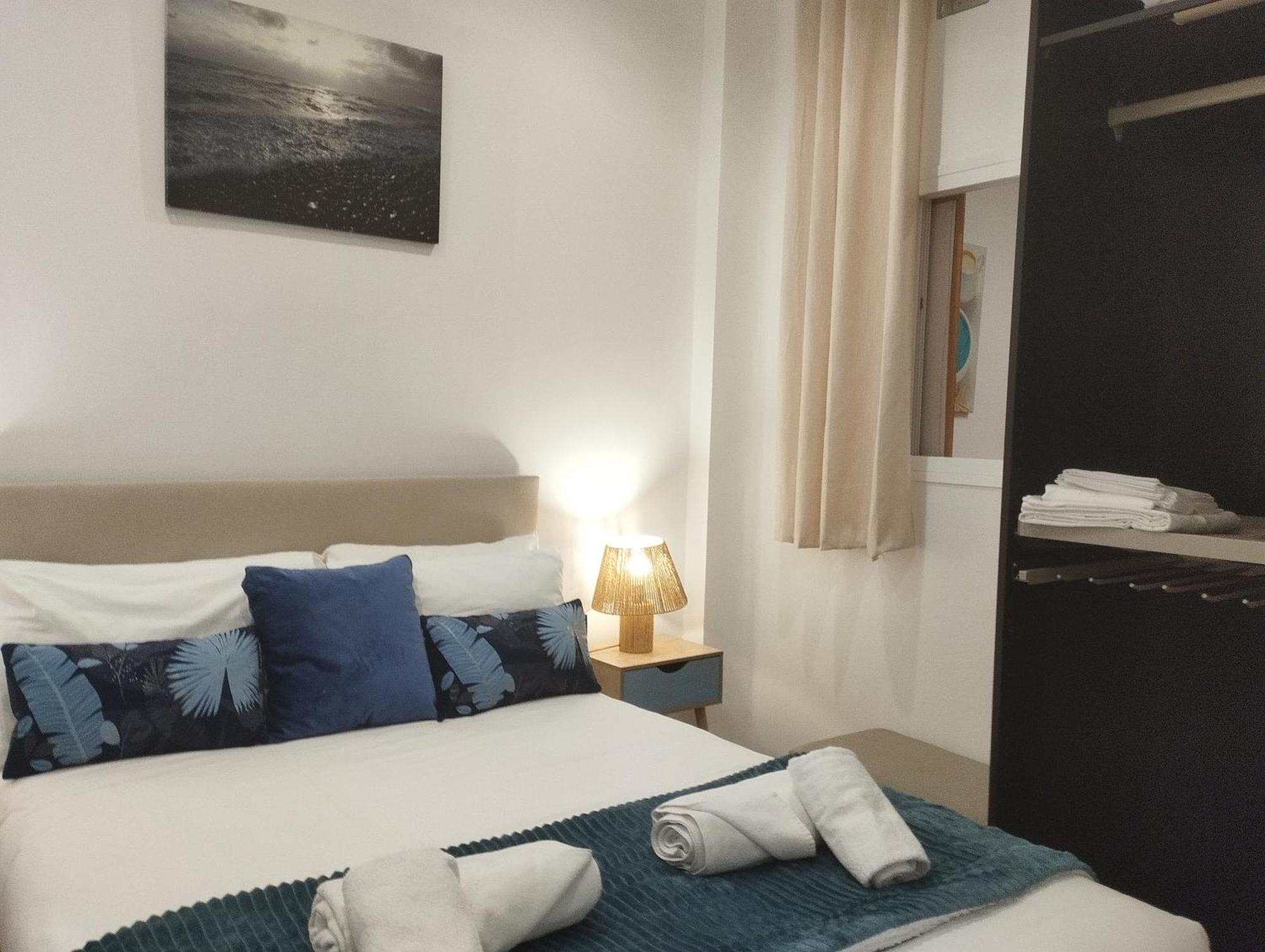 Port House, Paseo Maritimo,A Un Minuto Playa Lägenhet Fuengirola Exteriör bild